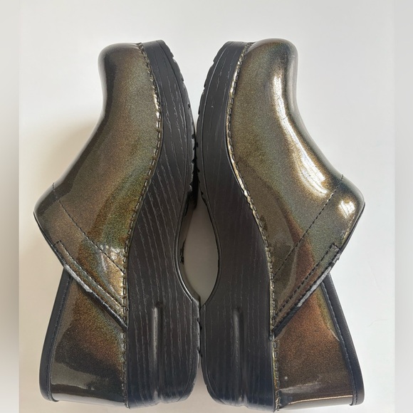 Dansko Professional Metallic Clog Size 38 - Picture 5 of 11